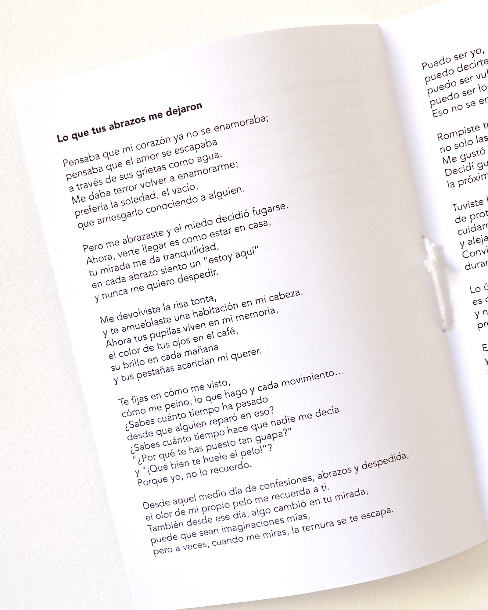Diseño editorial. Poemas. Vista página interior.